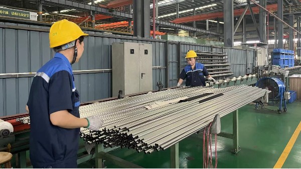 新能源電池行業(yè)不銹鋼管選擇！